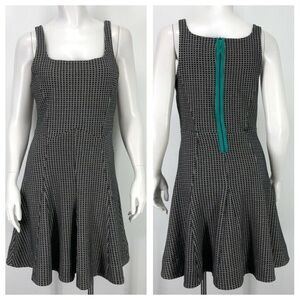 ANTHROPOLOGIE‎ | Bordeaux, Size Medium black, white, teal zipper flare, dress